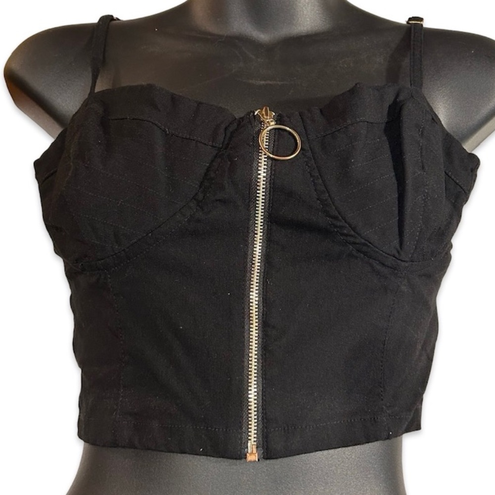 GBG Los Angeles Women's Black Zip Up Shoulder Strap Top Size M